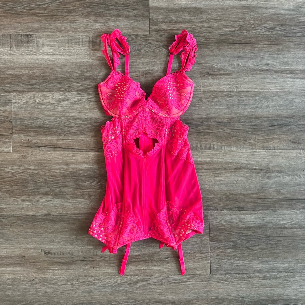 Victoria’s Secret Fushia Hot Pink Lace Corset